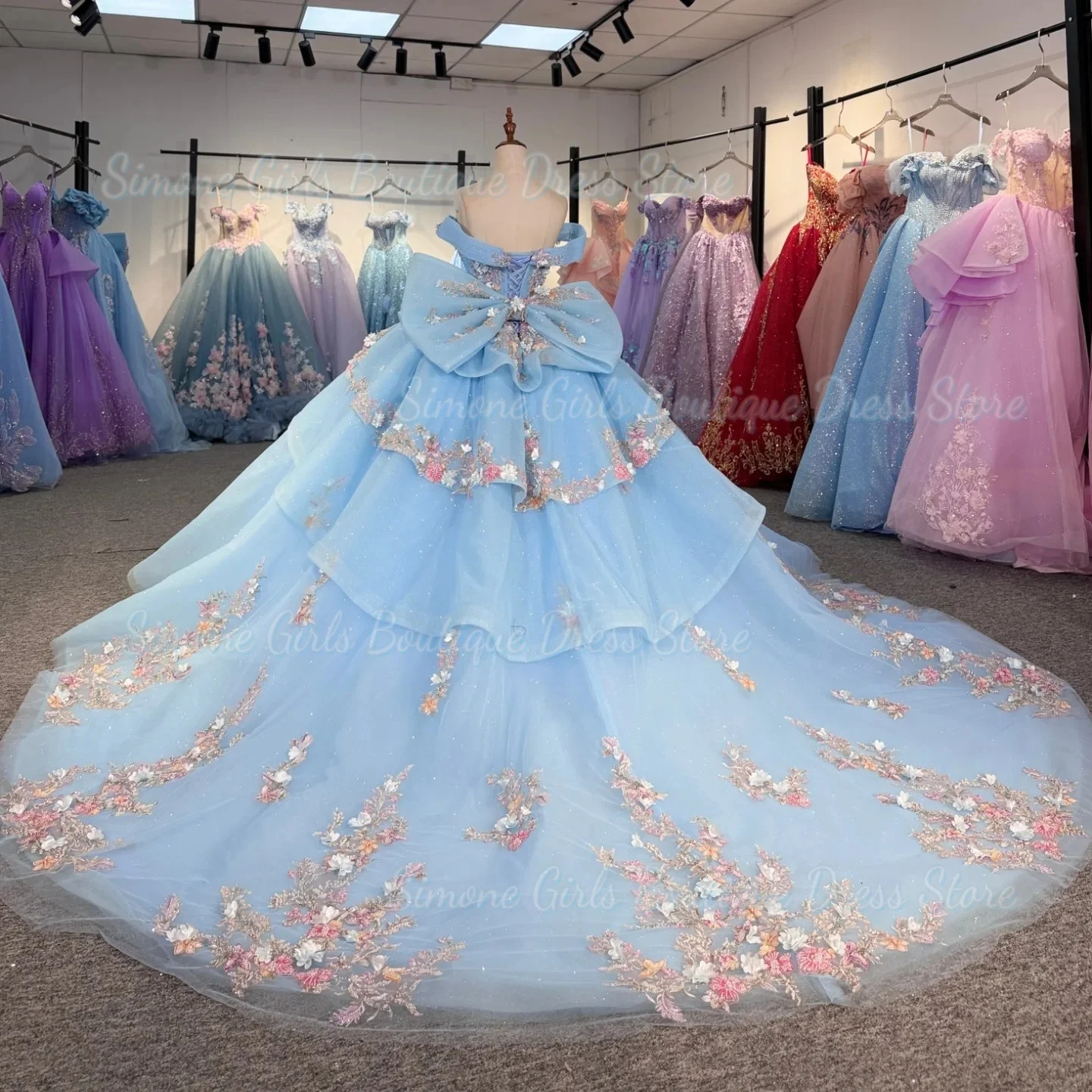 Luxurious Flower Girl Dress for Wedding Quality Tulle Puffy Applique Princess Kids Birthday Party First Communion Ball Gowns
