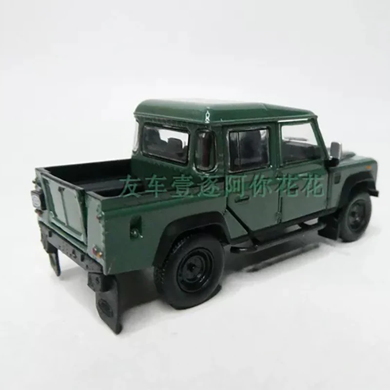 Diecast 1/64 Scale Rover Defender 110 Pickup Alloy Simulation Car