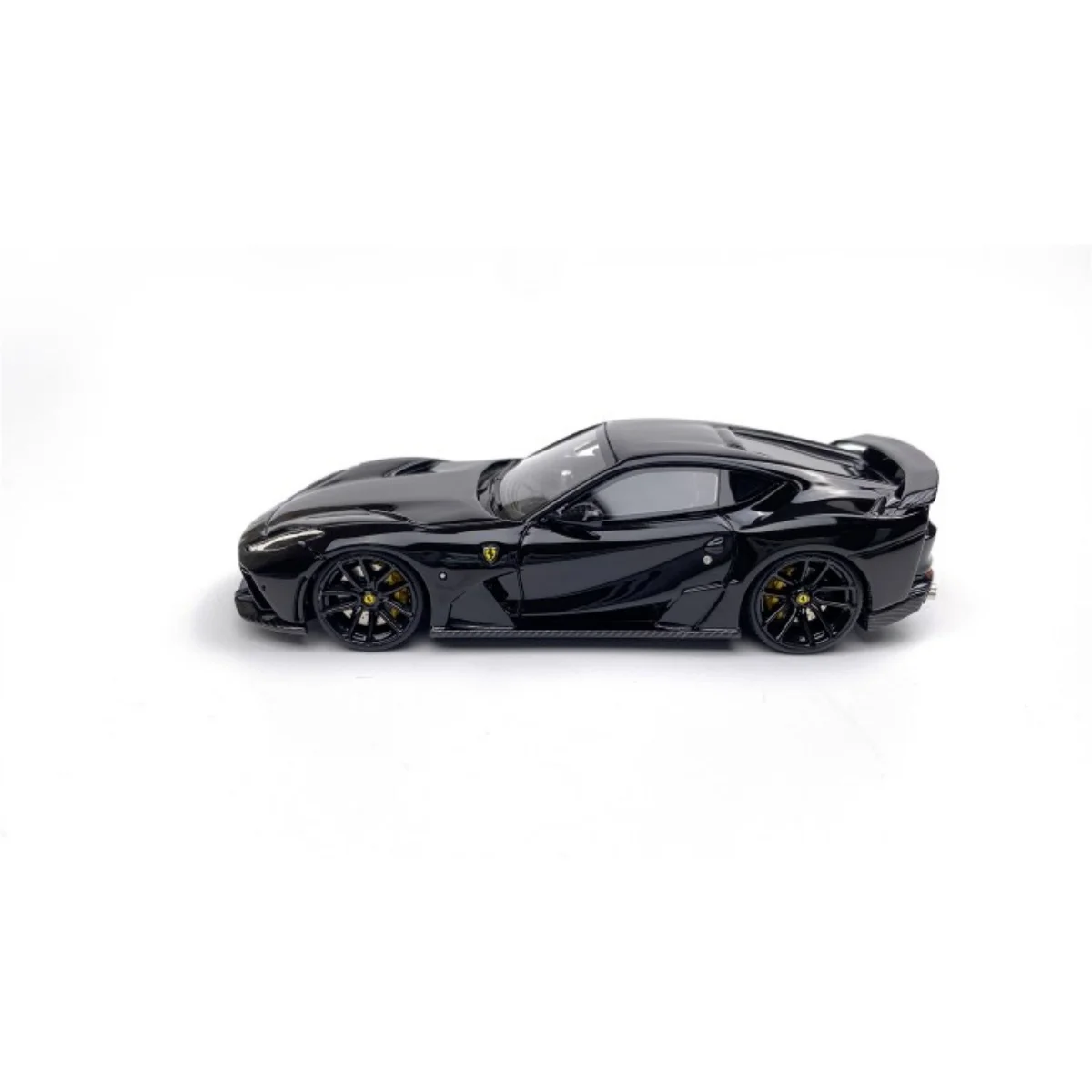 U2 1:64 Novitec 812 Superfast Resin Car Model