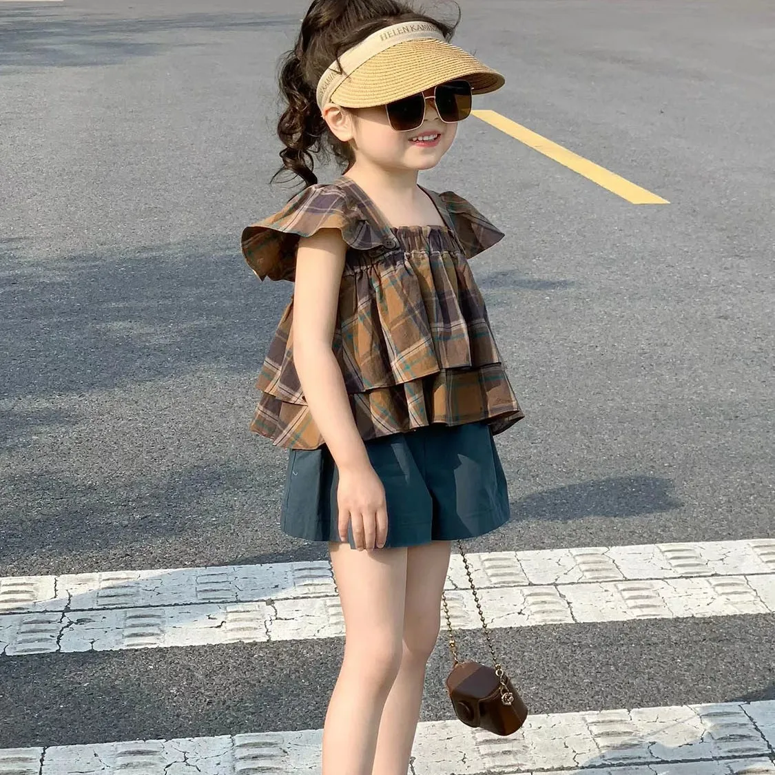 

Летний комплект одежды для девочек, новая детская рубашка в клетку в стиле ретро + синие шорты, комплект из 2 предметов, 2, 4, 6, 7 лет