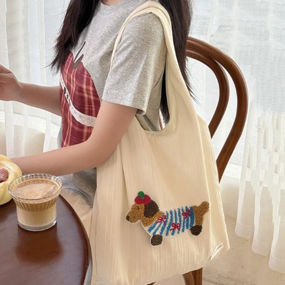 

Korean Style Cartoon Animals Tote Bag Versatile Large Capacity Canvas Shoulder Bag Casual Commuting Women's Armpit Bag