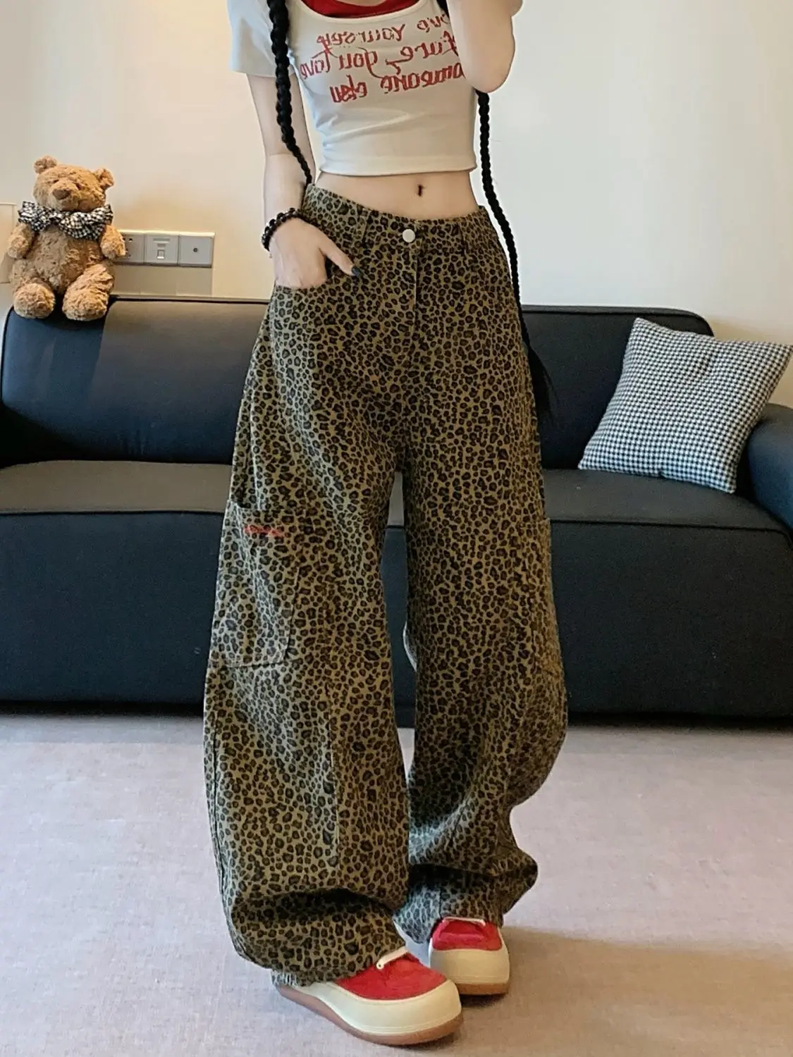 

2025 Autumn New Leopard Print Jeans Women's Wide Legs Pants Loose High Waist Baggy Jeans