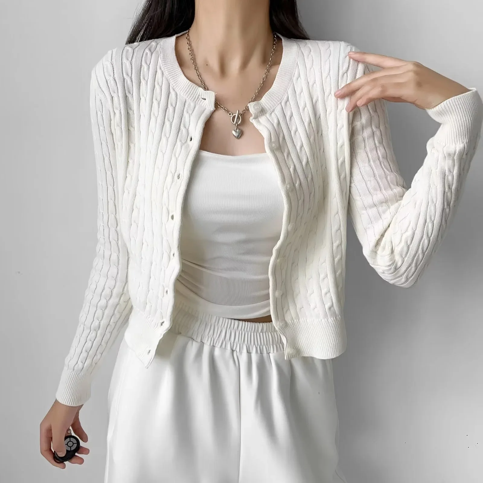 4 colors Women Cable Twist Knitted Cardigan Round Collar Center Buttons Sweater Full Sleeve Short Jumper Gray