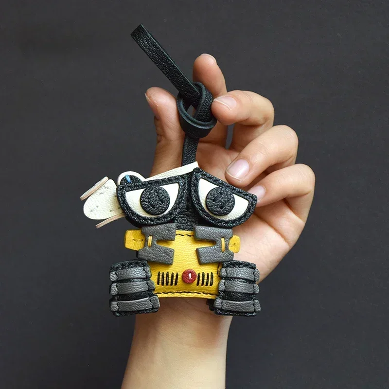 Handmade Genuine Leather Cute Robot Bag Charm Keychain Keyring Christmas Birhtday Gifts Bag Pendant Scarecrow Ship Car