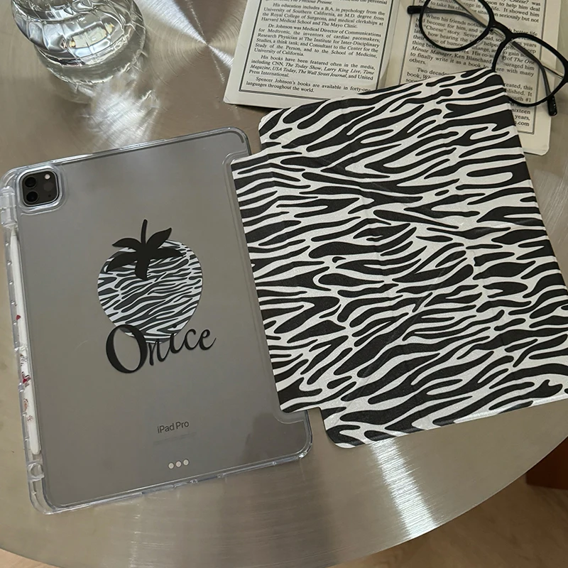 

Zebra Striped Strawberry For iPad Pro 11 M2 M3 M4 M5 A16 2025 Air4 5 6 12.9/13/9.7/10.2/10.5/9.7in 5th 6th 7/8/9 10th 11th Cover