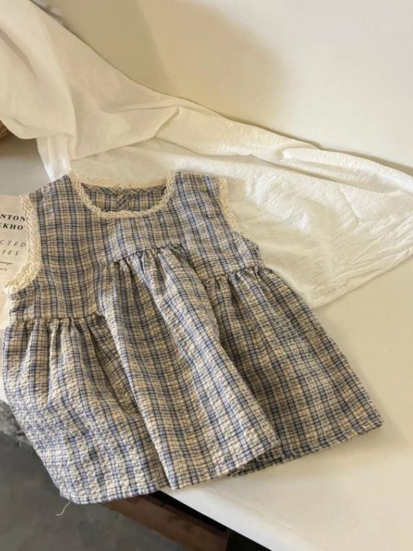 

Жилет в клетку для девочек, кукла irt, новый летний детский кружевной топ с цветочным принтом, хлопковая ткань, комплект китайского происхождения, студенческий orm