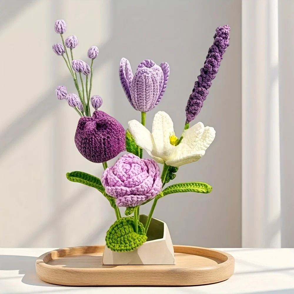 Häkelblumenstraußvase, ein Blumengeschenk für Mütter und Damen zum Muttertag. Künstliche Blumenvase mit rosa Rosen, geeignet für die Geburt