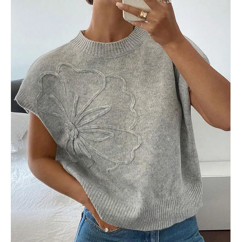 

New Loose Women's Sweater Solid Color Knitted Embroidery Sleeveless Vest Top for Women