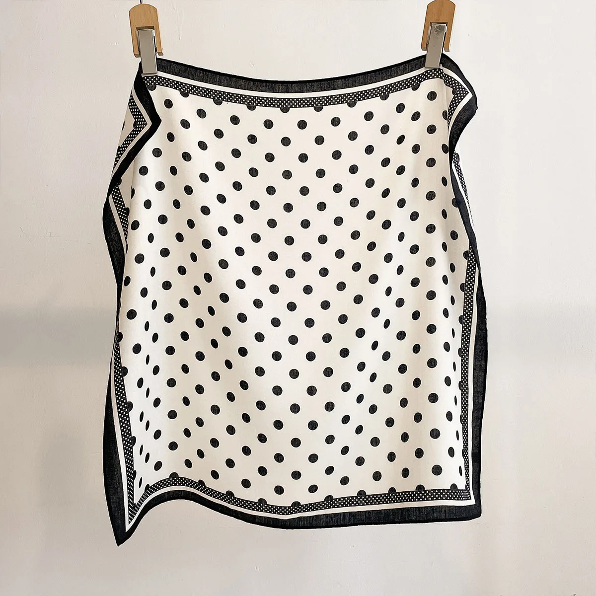 Luxury Polka Dot Printed Square Scarf For Women Soft Satin Imitation Silk Scarves Bandanas Hijab Neckerchief Elegant Shawl Wraps