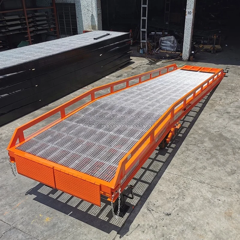 10 tons mobile forklift loading yard ramp hydraulic truck loading and unloading ramp galvanized front and rear movable plates