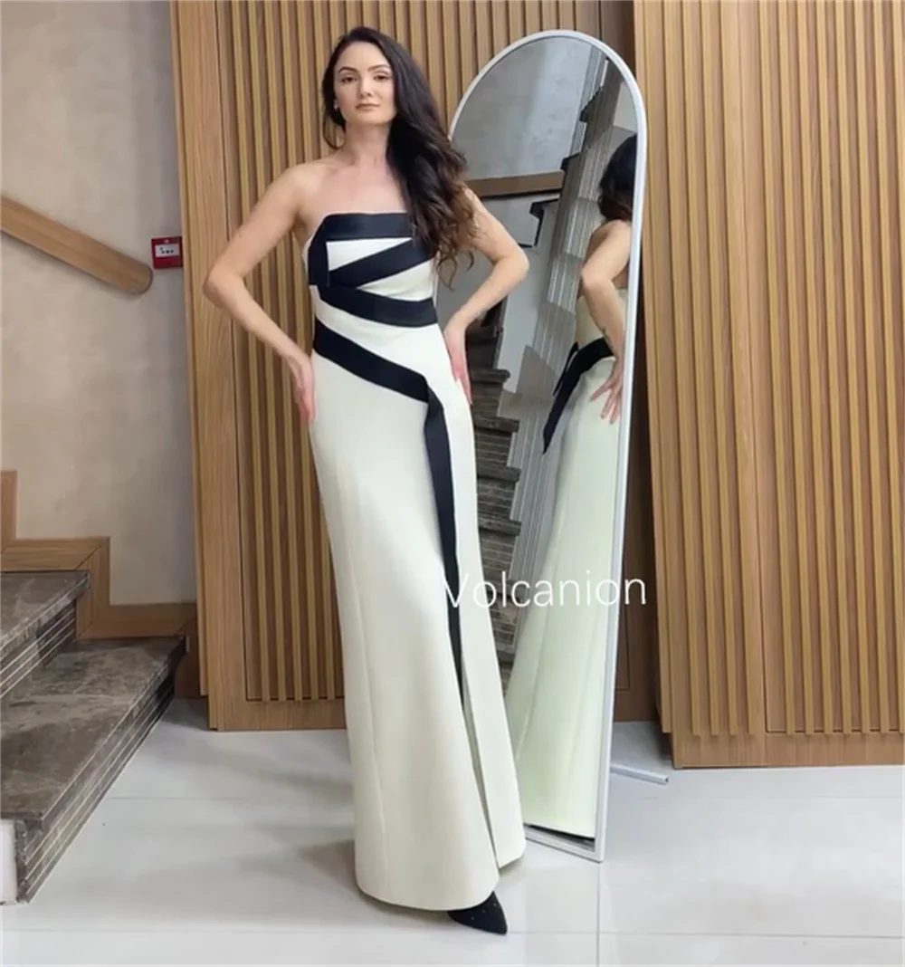 فساتين طويلة مخصصة من الجيرسيه بدون حمالات، مناسبة مخصصة للحفلات، مقاسات كلاسيكية بسيطة متاحة