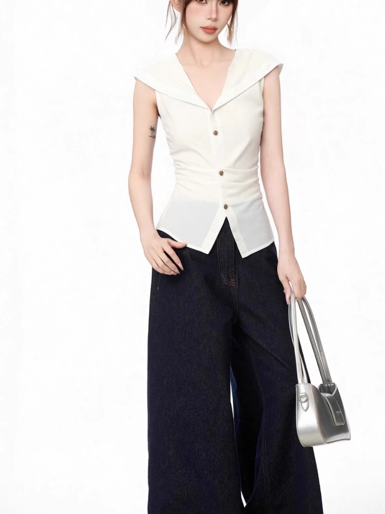 여성 탱크탑 화이트 네이비 칼라 민소매 셔츠 여성 여름 2025 신상 슬림핏 타이트 허리 블라우스 우아한 패션 숏 베스트 탑