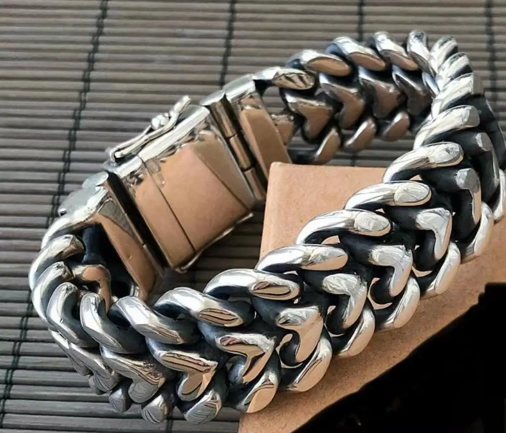 

Customized Men's Solid Heavy Square Curb Chains 925 Sterling Silver 16mm Miami Cuban Link Chain Bracelet For Men