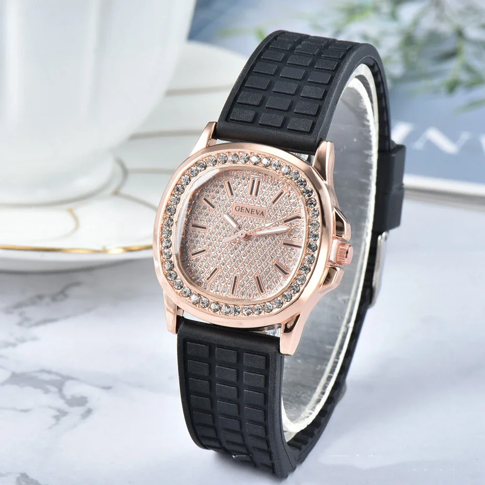 

Новые женские кварцевые часы с простым бриллиантовым кольцом, роскошные силиконовые ремешки для девушек, студентов колледжа, модные наручные часы