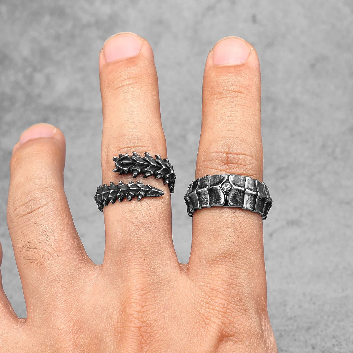 Eivil Dragon Spine Men Rings Stainless Steel Women Jewelry Punk Rock Vintage Black Cool Stuff Fashion Accessories Gift Wholesale view 2