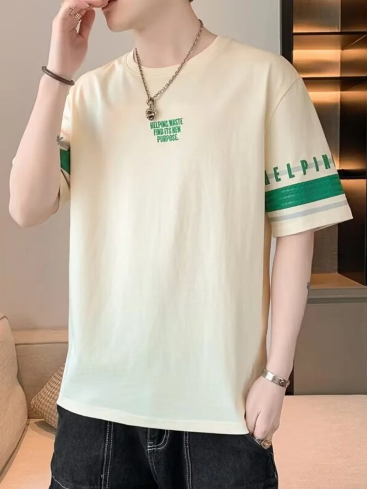 

Loose Men's ort Sve T-irt Summer 2024 Trendy Korean Sle Student Clothing Sweat Absorbent Cotton Fabric Printed Design