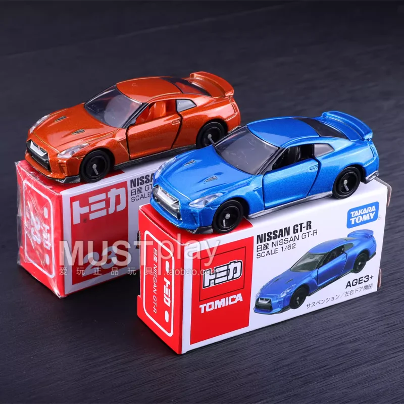 TAKARA TOMY Tomica 1/62 NO.23 Nissan GT-R R35 Mini Diecast Alloy Model Car Toy Metal Gifts for Children Boys