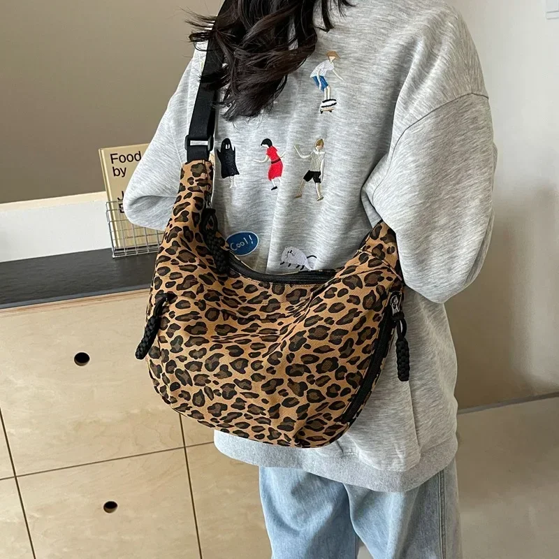 Leopard Print Crossbody Bags for Women Corduroy Casual Shoulder Tote Bags Ladies Sac A Main Femme Designer Luxury Handbags 2024