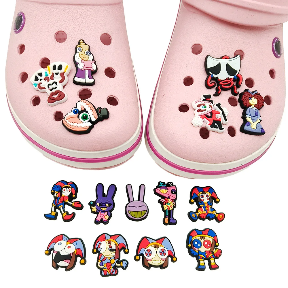 Zapatos Pomni de circo Digital para niños, sandalias con dijes, hebilla, decoración de zapatos de jardín, zapatillas de dibujos animados de Anime,