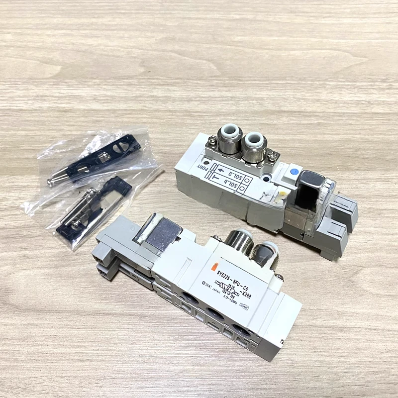 

1 pcs for Roland printing machine accessories R700/700 Double head solenoid valve SY5225-5FU-C6