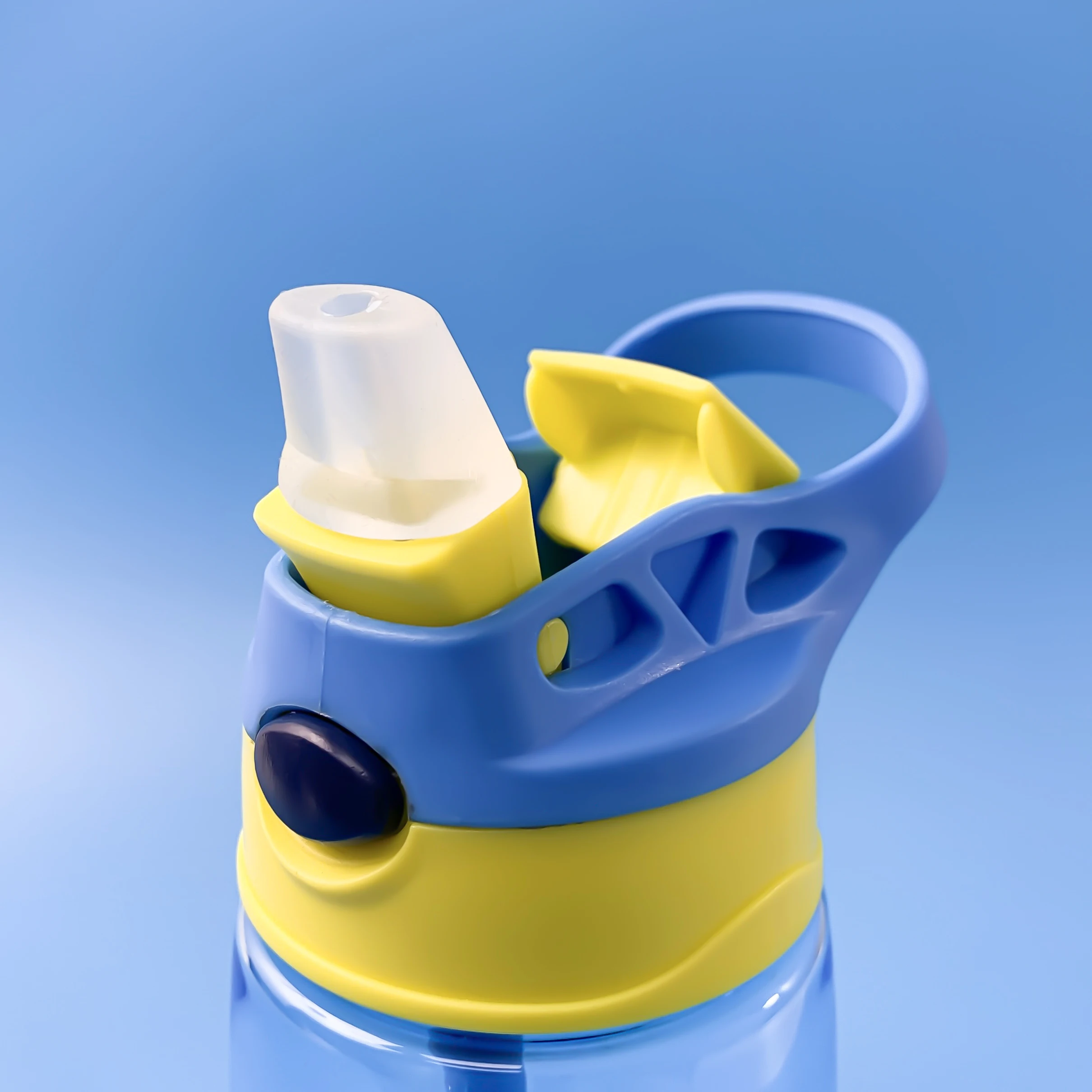 Clearance_Disney Children's Donald Duck Bounce Switch Straw Cup 480ML Portable Sports Plastic Water Bottle_Continuous updates image 4