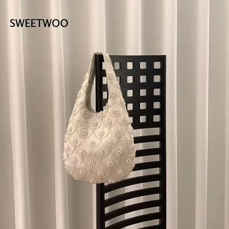 Beaded Floral Embroidered Bag Elegant Satin Shoulder Bag with Beaded Star Pattern for Evening Party and Wedding Events 2026