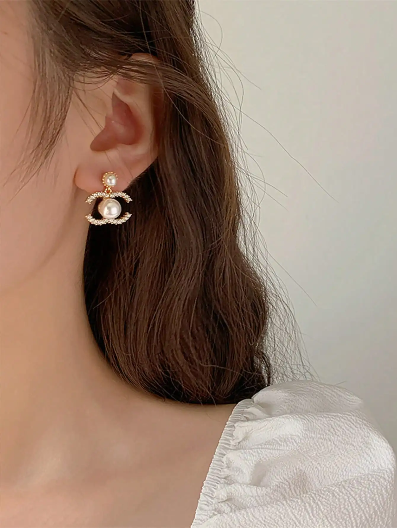 

Элегантные висячие серьги с подвесками – 1 пара, винтажный декор из искусственного жемчуга, идеально подходят для повседневной носки и в качестве подарка для женщин.