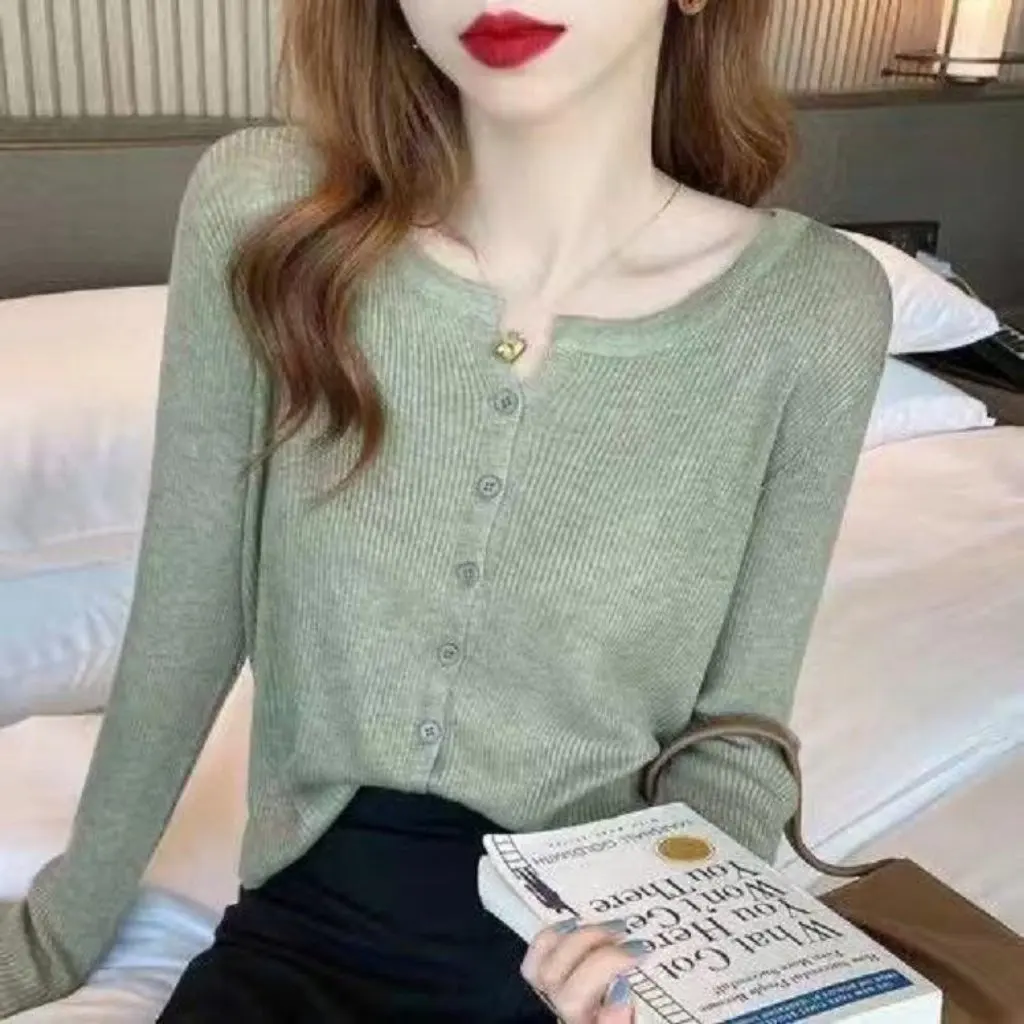 

Женский короткий белый вязаный свитер, кардиган из ледяного шелка, солнцезащитный топ, тонкая осенняя верхняя одежда, новый стиль