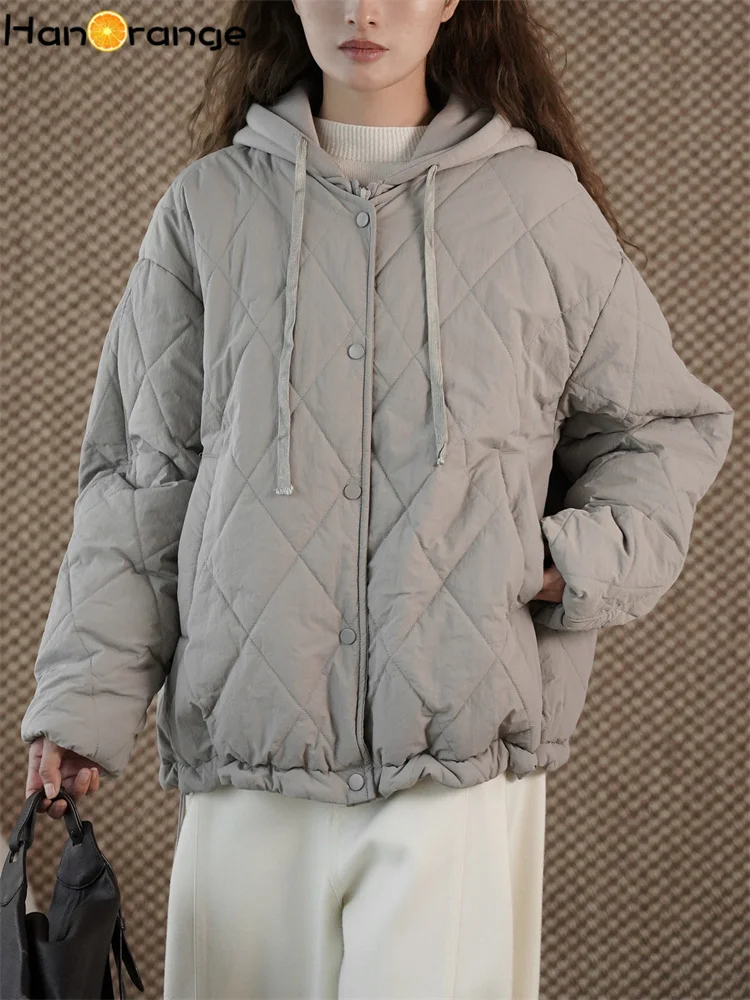 HanOrange 2026 Winter Fashion Lingge Hoodie Single Breasted Short Parkas Women Loose Soft Skin Friendly Quilted Coat Black/Gray