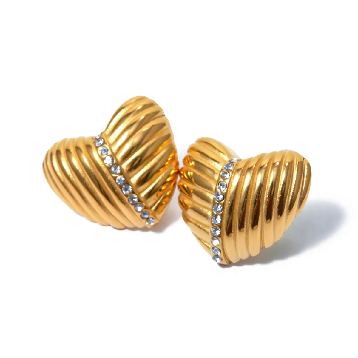 

Stainless Steel PVD 18K Gold Plated Tarnish Rhinestoned Heart Stud Earrings For Woman Jewelry Wholesale Trendy