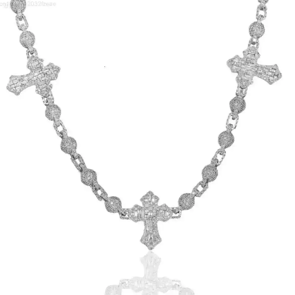 

Fine Jewelry Necklaces Hip Hop Iced Out 925 Sterling Silver Round and Baguette Moissanite Cross Necklace Jewelry