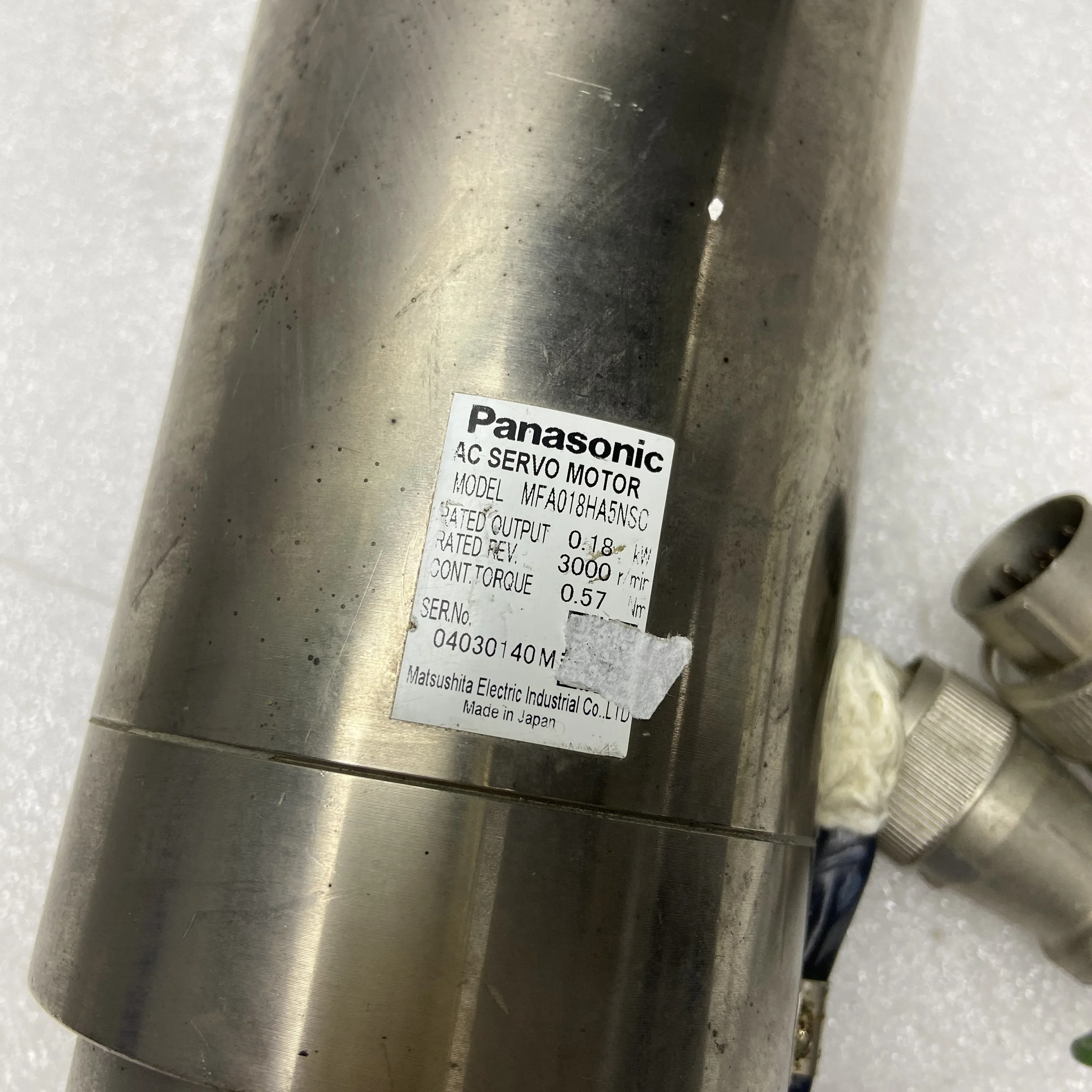 Motor Servo MFA018HA5NSC