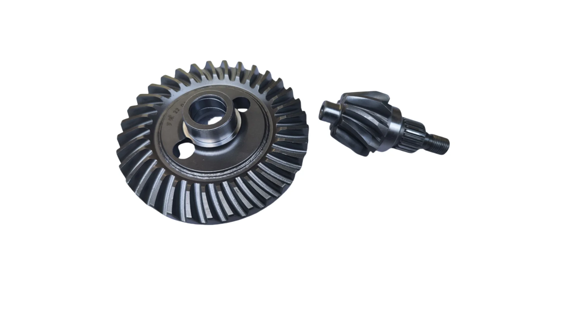 オリジナルの純正フロントアクスル減速機メインおよび補助ギア部品は、Hisun500 700ATV Pに適しています。 115000271510000