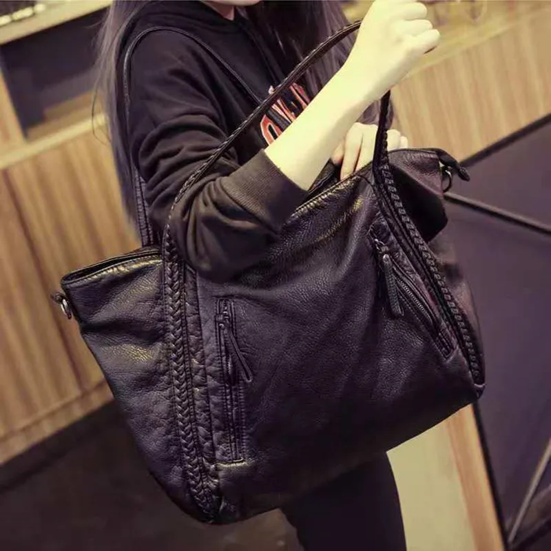 

2026 Fashion soft leather large-capacity versatile handbag versatile and eye-catching shoulder bag for women