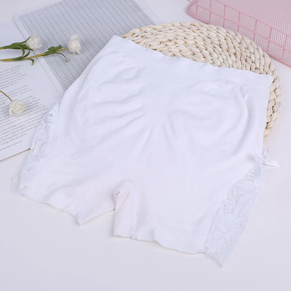 

Удобные женские кружевные защитные брюки. Нижнее белье со средней талией из нейлона и спандекса. Подходит для ежедневного использования.