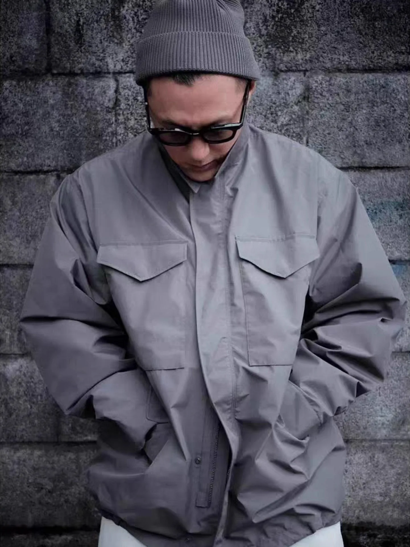 

MADNESS NANAMICA Windproof and Waterproof Multi Pocket Submachine Jacket for Men New Fashion Style