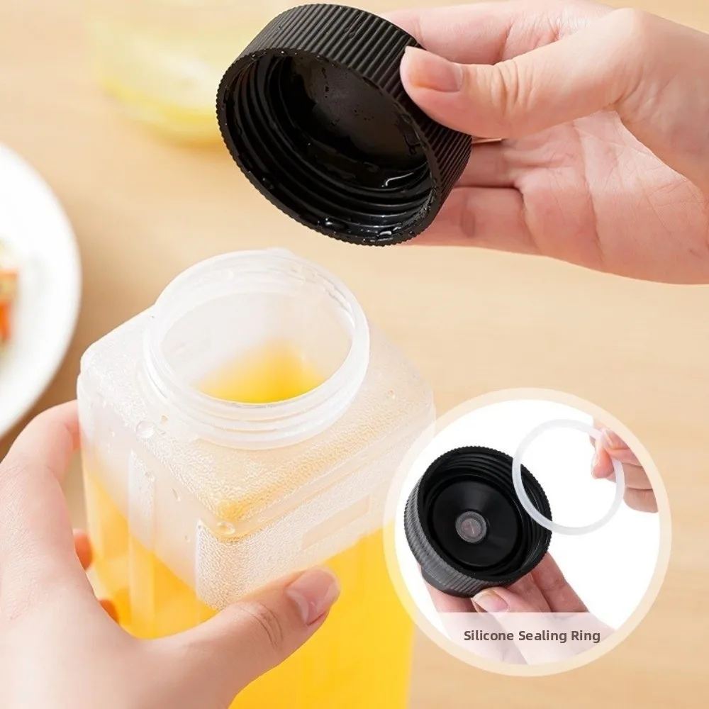 Double Head Squeeze Sauce Bottle 720ml Large Capacity Squeeze Bottles Plastic In First Out First Salad Dressing Bottle