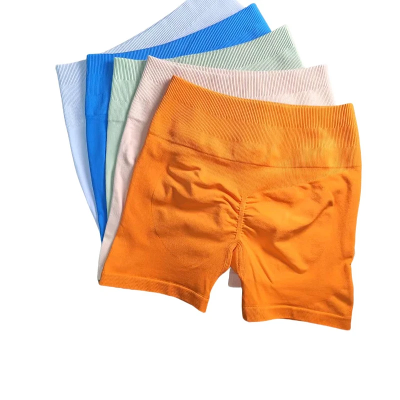 

Одежда для фитнеса для пилатеса (шорты для йоги) имеет удобную бесшовную конструкцию и успокаивающий массаж ягодиц.