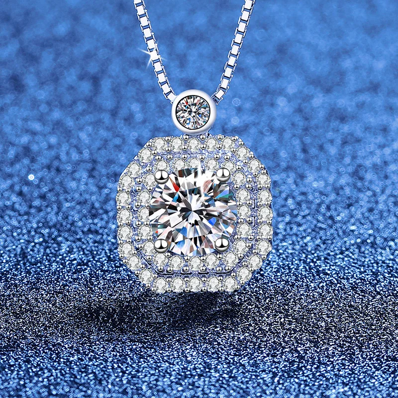 

PT950 платиновый полный бриллиант квадратный кулон ожерелье 2026 новый легкий роскошный универсальный женский ювелирный завод прямая оптовая продажа