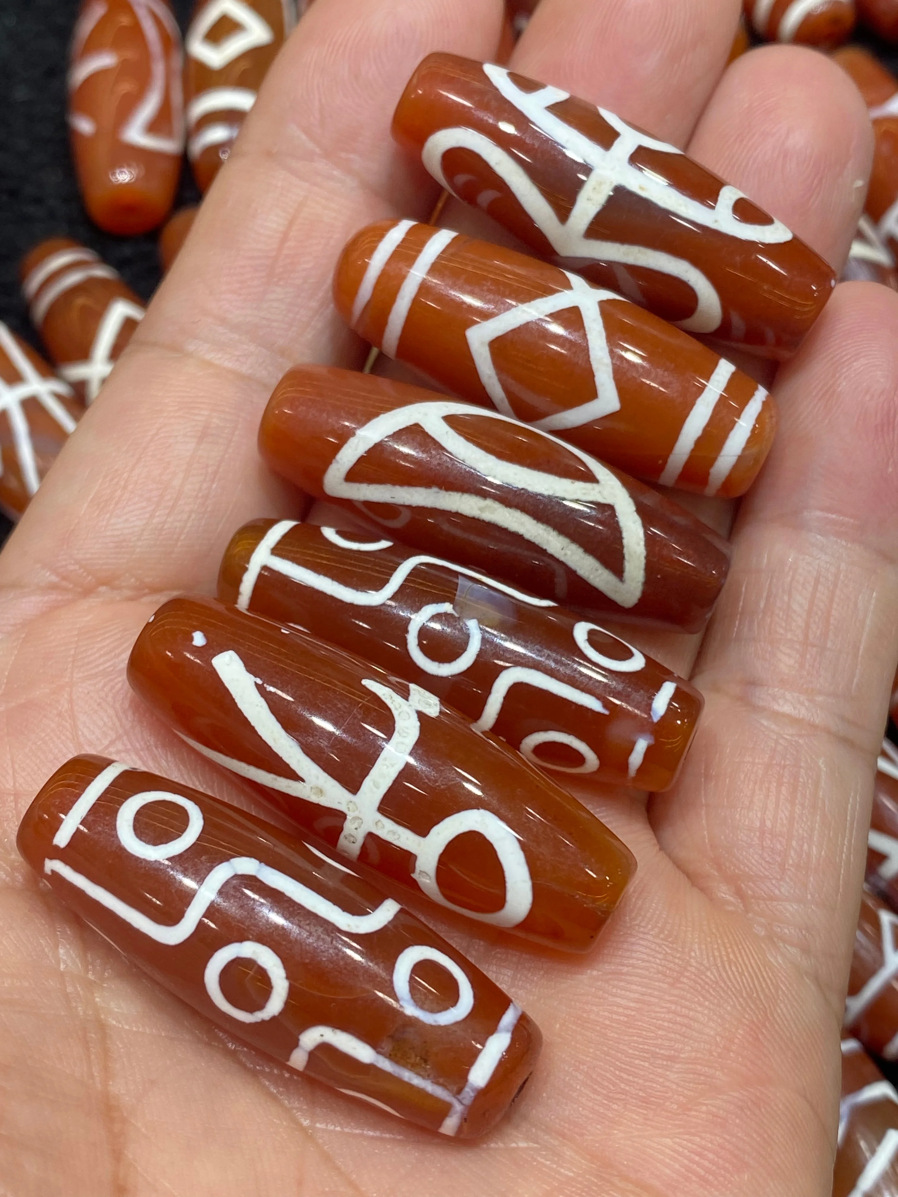 50pcs Cost-effective Taiwanese craftsmanship red agate dzi bead Western Asia-style patina Tibetan loose bead bracelet accessory