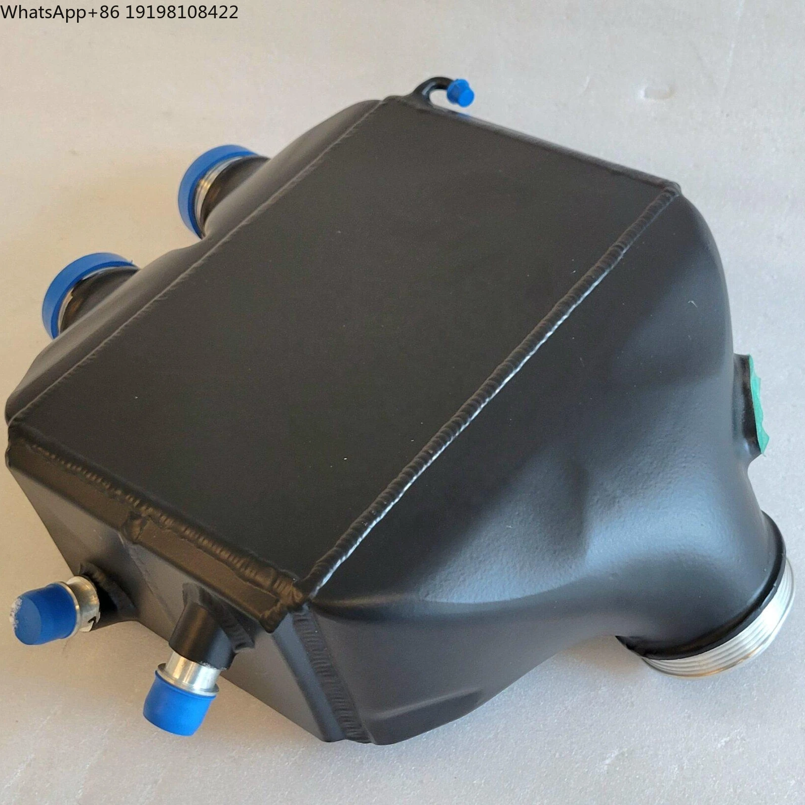 

Улучшенный интеркулер толщиной 115 мм для BMW M3 M4 F80 F81 F82 F83 S55