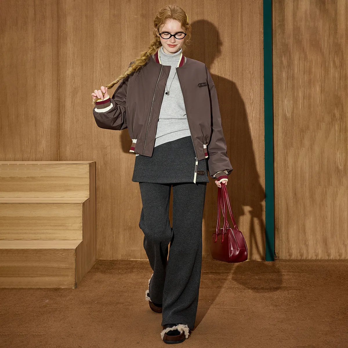 

Винтажная стеганая куртка Coolhut для бейсбола, зима 2025 года, университетское пальто большого размера, повседневная утягивающая стильная минималистичная спортивная верхняя одежда