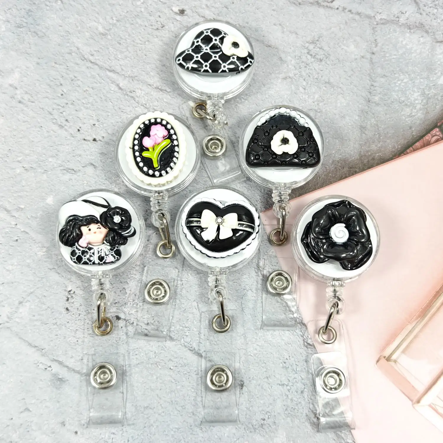 Luxury Style Cartoon Nurse Badge Clip Retractable Reel Lanyard Card Holder for Students Doctors & Factory Staff