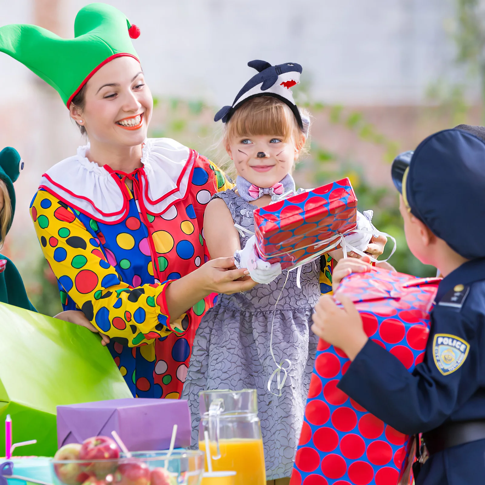 

2Pcs Cartoon Shark Headbands Premium Cloth Kids Party Hair Accessories Lovely Animal Hair Hoops Creative Photo Props