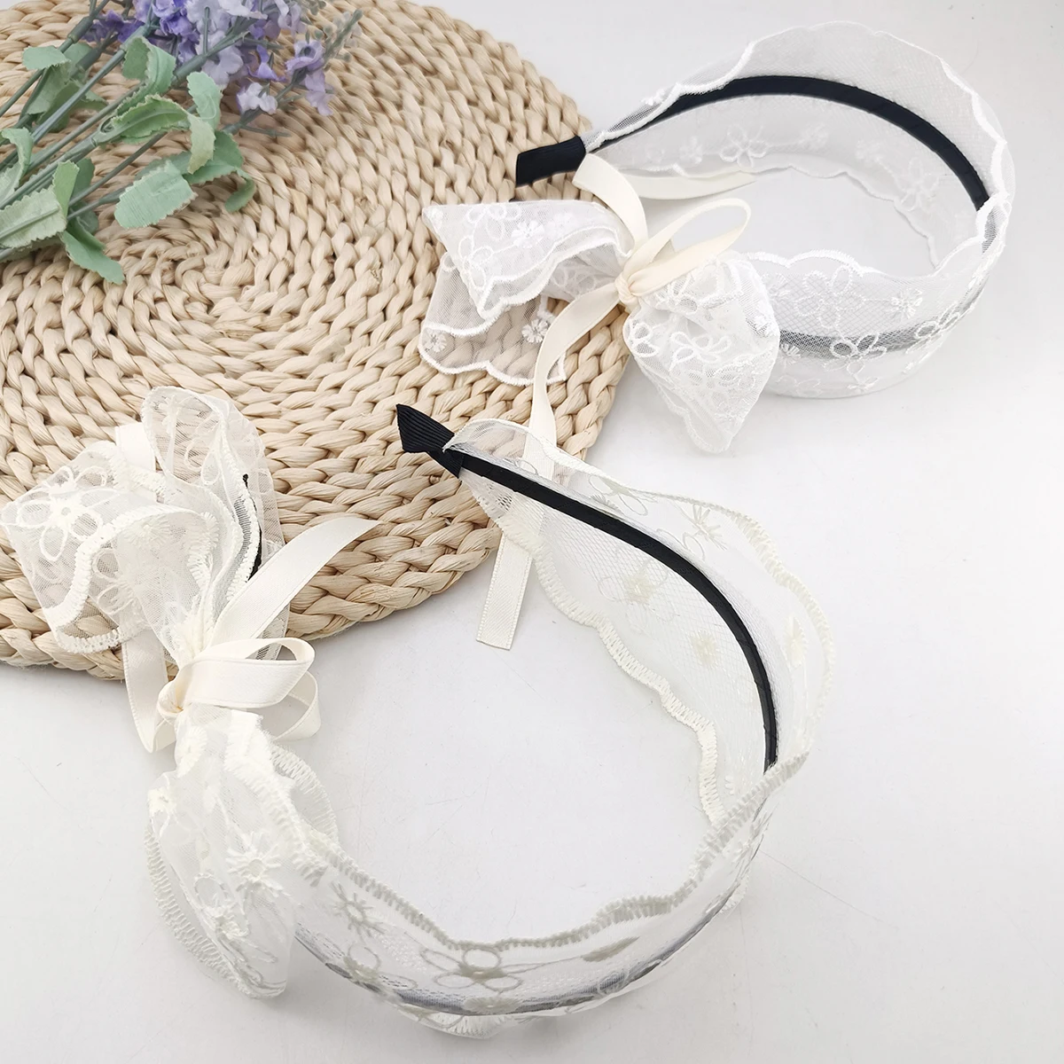 New Vintage Pastoral Lace Hair Band White Lace Bow Wrap Sweet Headband Elegant Embroidery Ribbon Headband Wedding Accessories - view 3