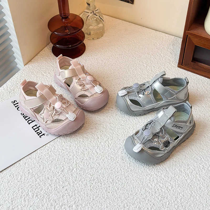 

Summer New Baby Covered Toe Sandals Silver Boys Sports Sandals with Hook&Loop Girls Fashion Pink Hollow Breathable Beach Shoes