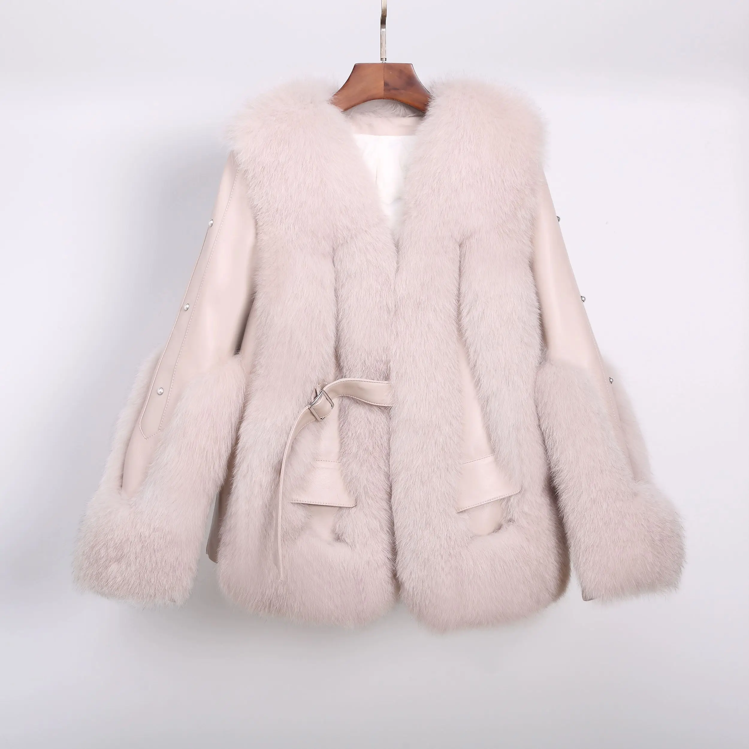 Fox Fur Grass Coat for Women 2025 New Haining Imported Whole Fur Coat Short and Young Style