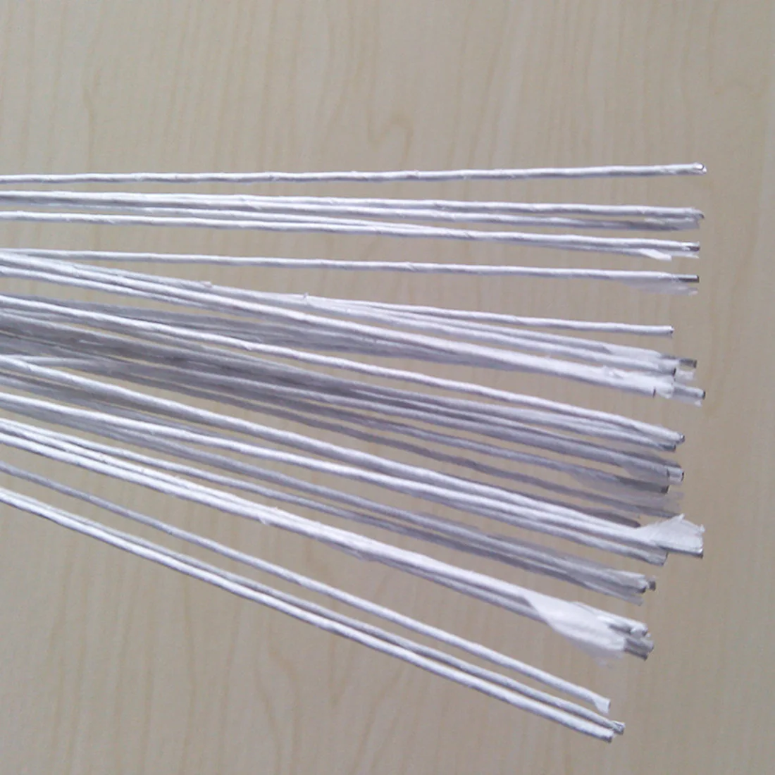 120pcs Fondant Paper Wrapped Iron Wire Handmade DIY Dough Plastic Doll Cake Plug-in Decoration Flower Pole Shelf