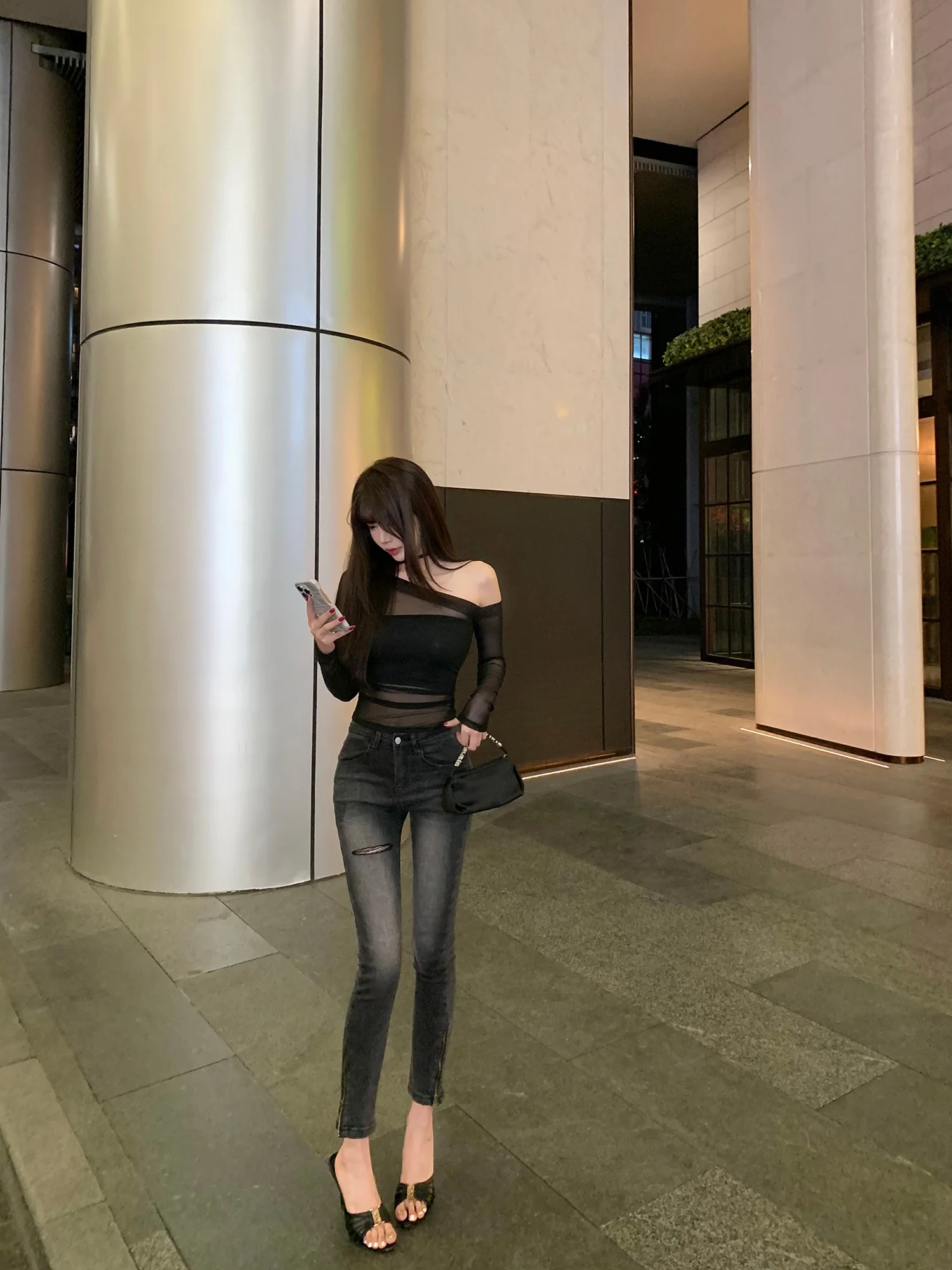 

Узкие брюки на молнии с высокой талией, женские весенние рваные брюки с высокой талией, удлиняющие ягодицы, повседневные рваные брюки