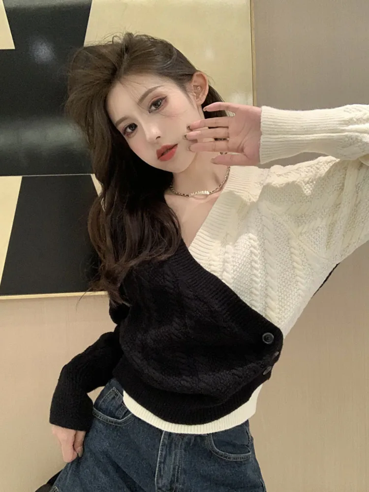 Zoki Korean V Neck Cross Sweaters Women Design Long Sleeve Patchwork Knitted Pullovers Loose Lazy Wind Female Buttons Jumpers